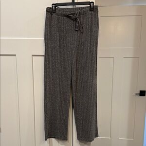 Gray Ribbed Lounge Set